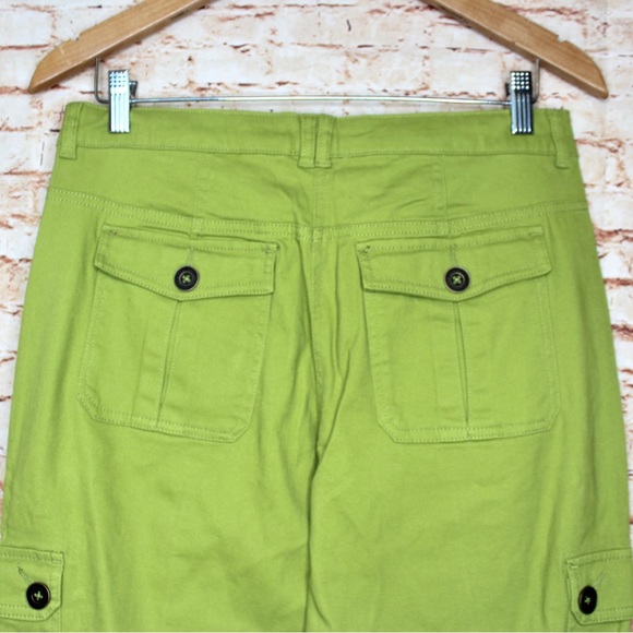 Metro Style | Y2K Loose Green Capri Cargo Pant - Picture 7 of 11